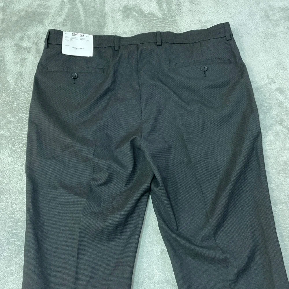 NWT Kenneth Cole Reaction Dress Pants Men's 37x32 Black Slim Fit